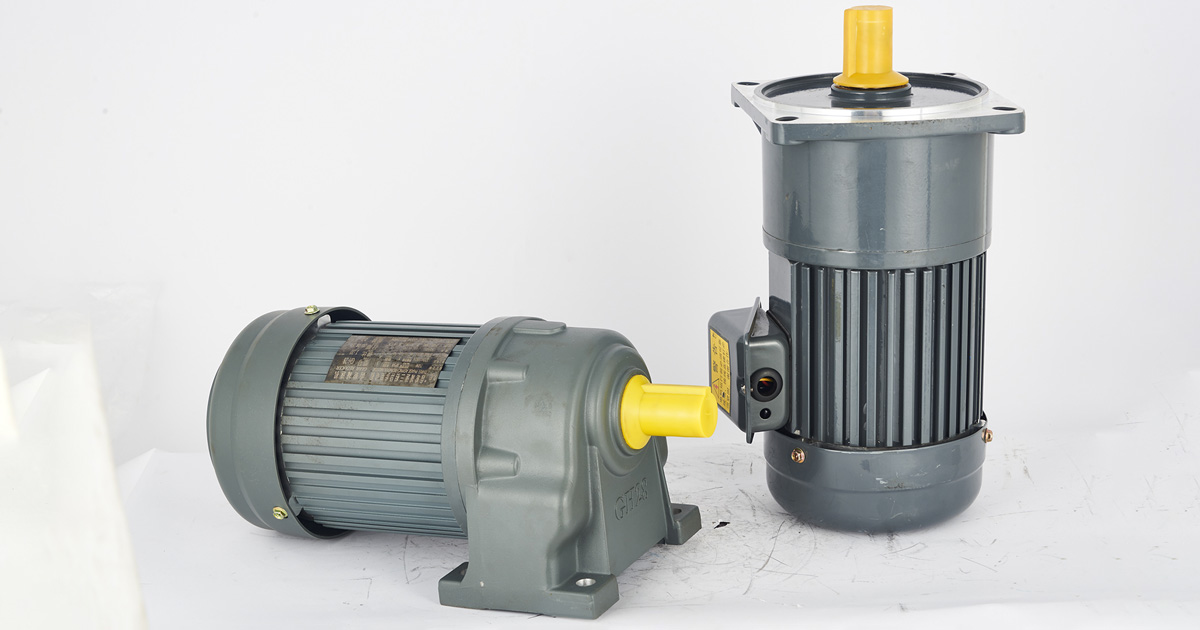 Motor giảm tốc 