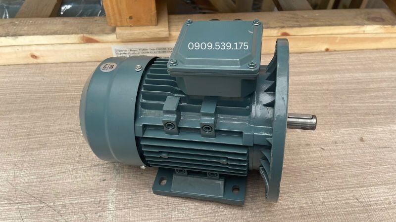 Kiểm tra và căn chỉnh định kỳ giúp phát hiện sớm tình trạng rơ lỏng trục