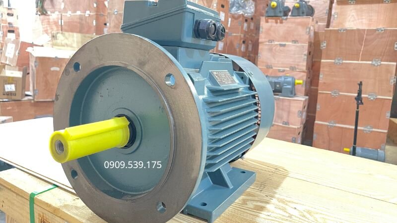 Hậu quả khi để motor hoạt động trên bệ máy nứt vỡ