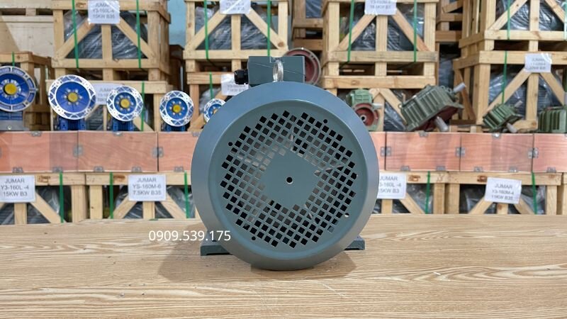 Kỹ thuật nung nóng toàn bộ thân máy và dùng que hàn chuyên dụng đắp nối kim loại, thường áp dụng cho chân đế.
