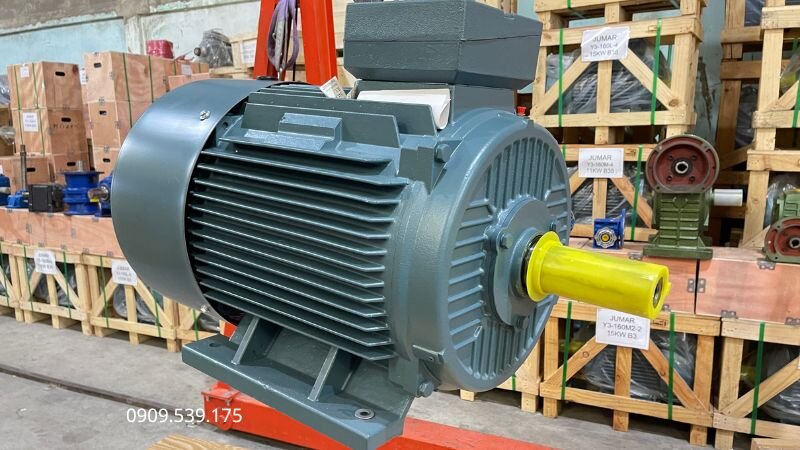 Hiện tượng máy chạy gầm gừ, thiếu áp và nóng rực do không chuyển mạch từ sơ đồ Sao sang Tam giác.