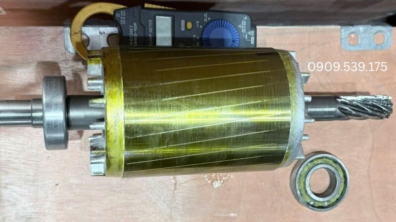 Dụng cụ lắp đặt vòng bi rotor.